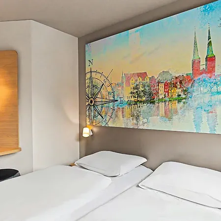 فندق Berliner-platz 3*